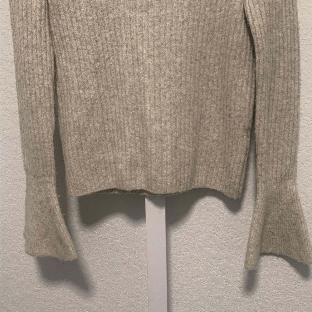 Madewell Cream Bell Sleeve Wool Blend Sweater Size XS - Picture 4 of 7